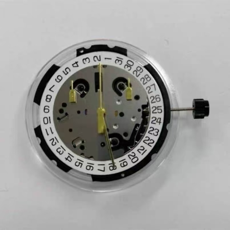 Swiss ETA G10.212 V8 Quartz Mo - Watch V8 评论和价格